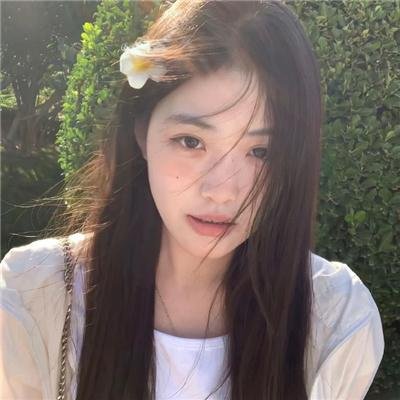 春花娇美可人儿